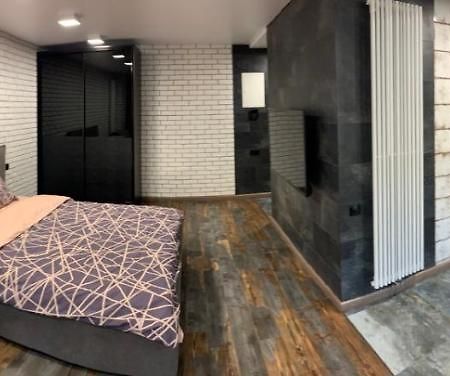 Уютная Квартира Возле Метро 23 Августа Apartment คาร์คิฟ ภายนอก รูปภาพ